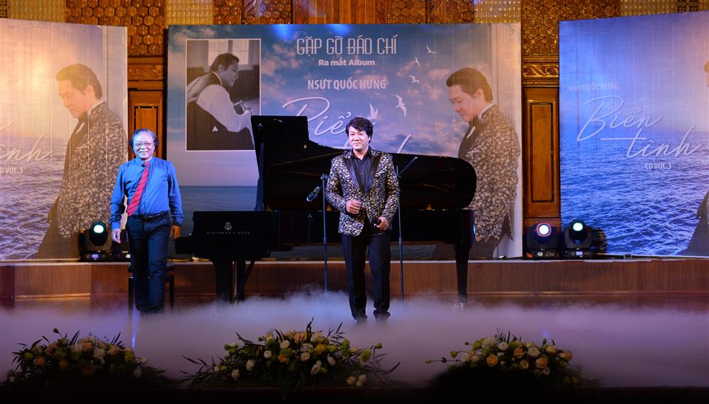 NSUT Quốc Hưng kể chuyện tình yêu về Biển